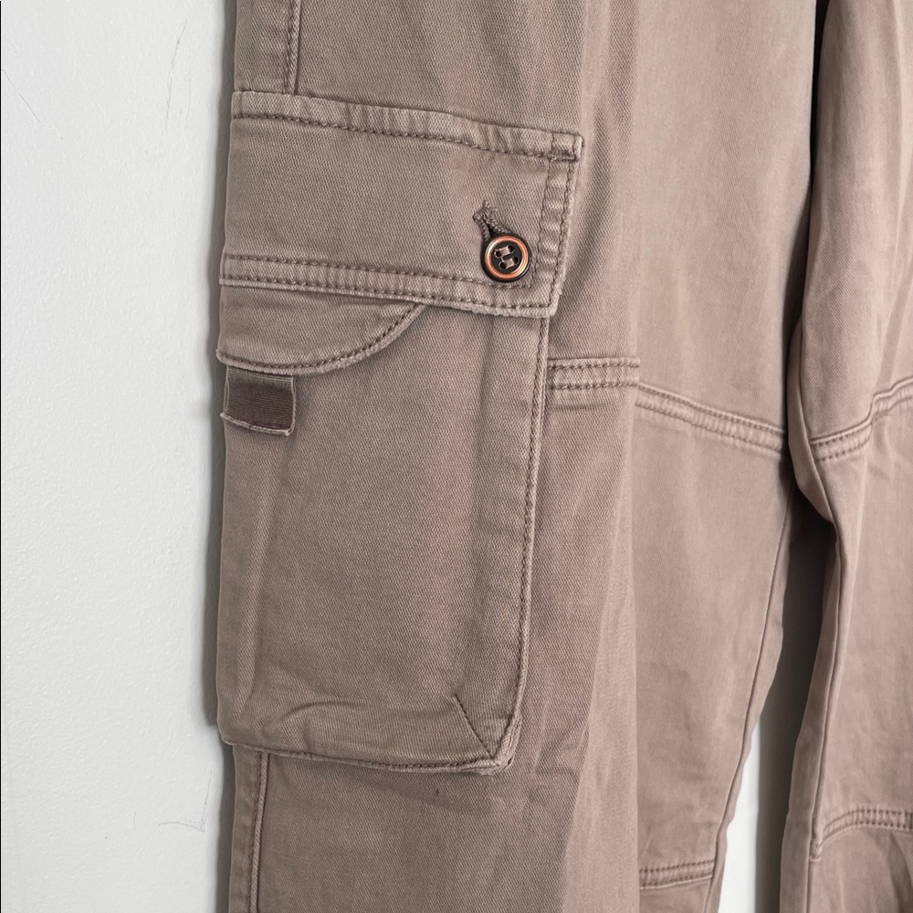 Anthropologie Pilcro Parachute Cargo Pants Neutral Beige size 31 NWT - Picture 3 of 16